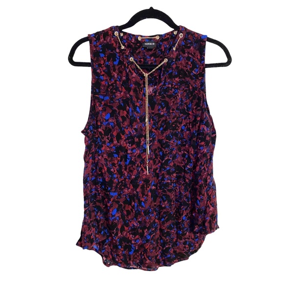 torrid Tops - Torrid printed sleeveless top with gold chain, size 1, 1x